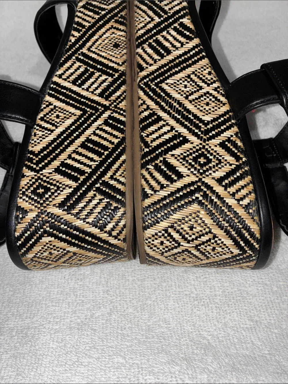 Dolce Vita x Target| Black Wedge Sandals with Patterned Platform size 9.5